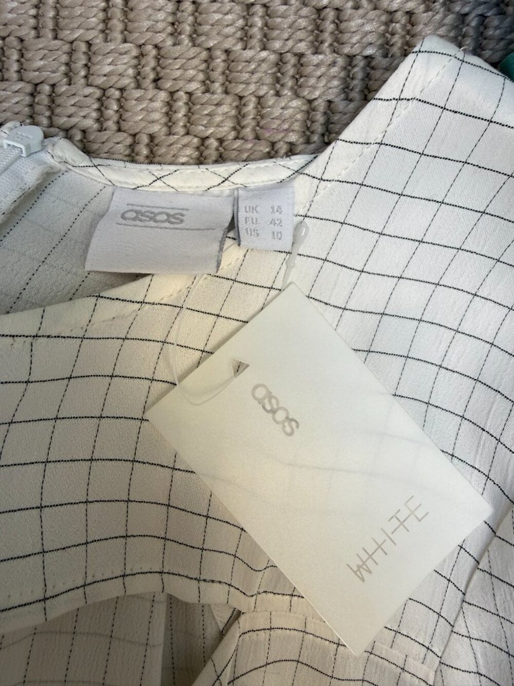 ASOS NWT White Grid Print Ruched Maxi Dress Open Back Wedding Guest Prom Size 10 - Picture 5 of 9